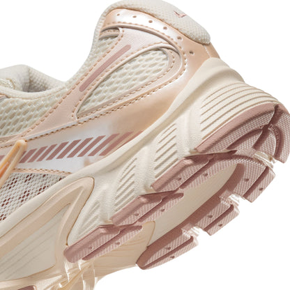Nike Womens V5 Runner - Soft Pearl by Denim Exchange