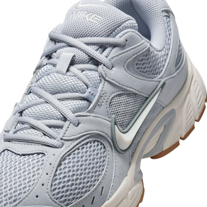 Nike Mens V5 RNR - Wolf Grey by Denim Exchange