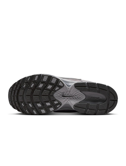 Nike Mens V5 Rnr - Pencil Point by Denim Exchange