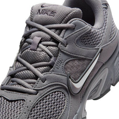 Nike Mens V5 Rnr - Pencil Point by Denim Exchange