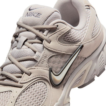 Nike Mens V5 Rnr - Moon Particle by Denim Exchange