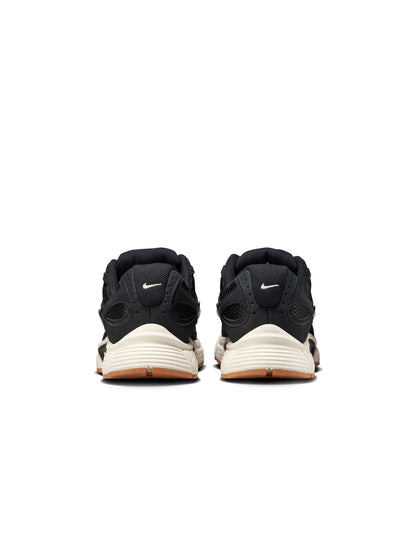 Nike Womens V5 Rnr - Black/Gum by Denim Exchange