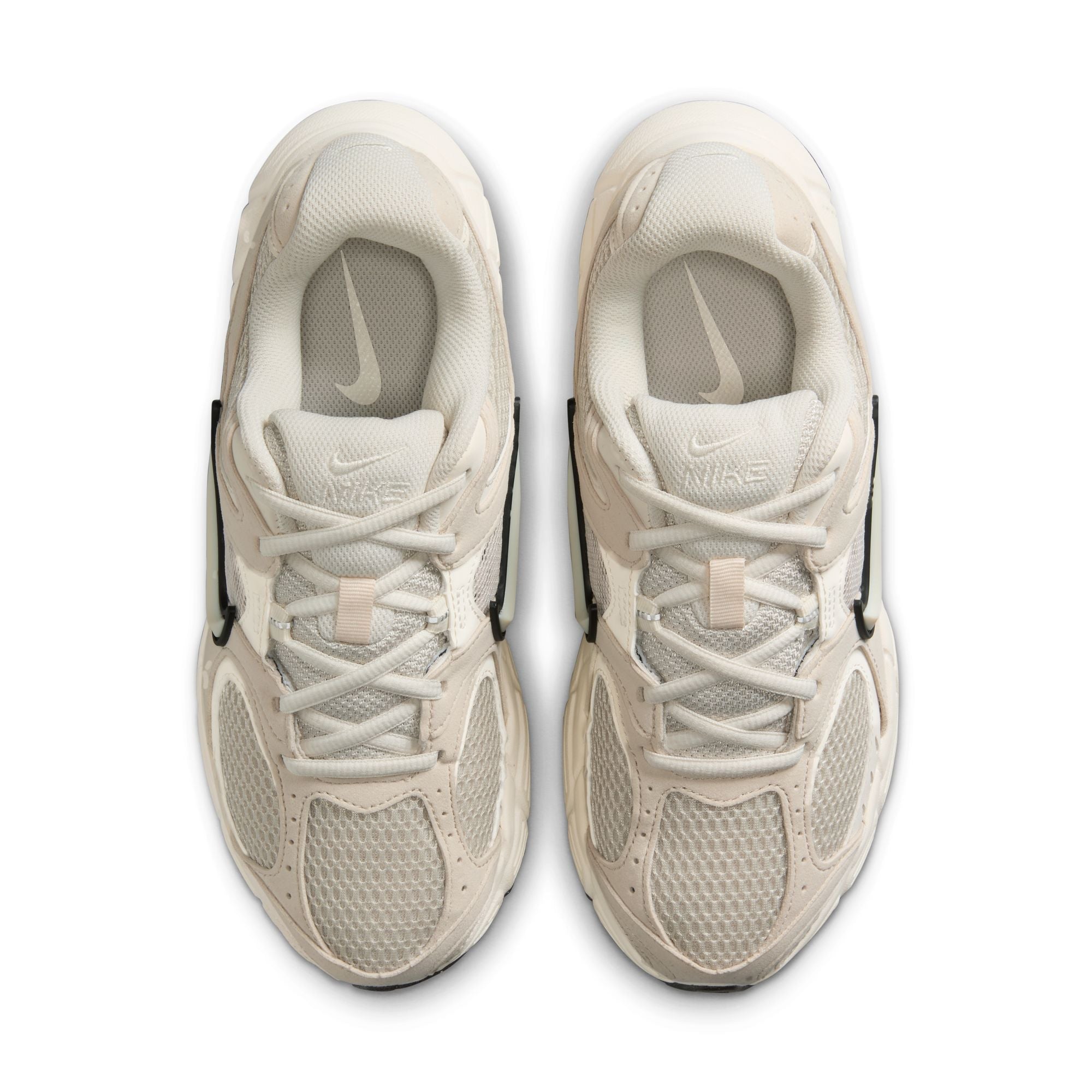 Nike Womens V5 RNR - Light Orewood Brown by Denim Exchange