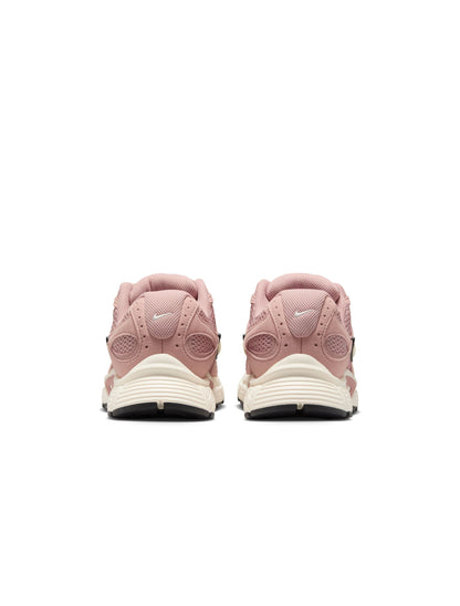 Nike Womens V5 RNR - Particle Pink by Denim Exchange