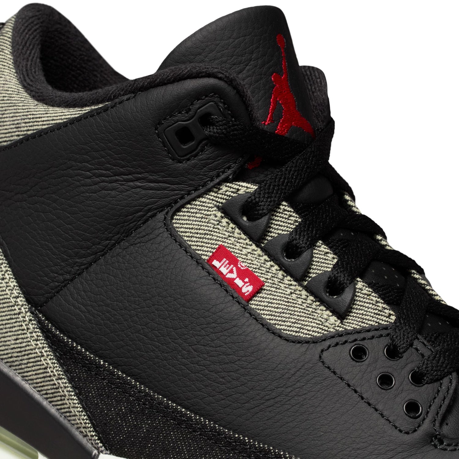 Air Jordan 3 x Levi&