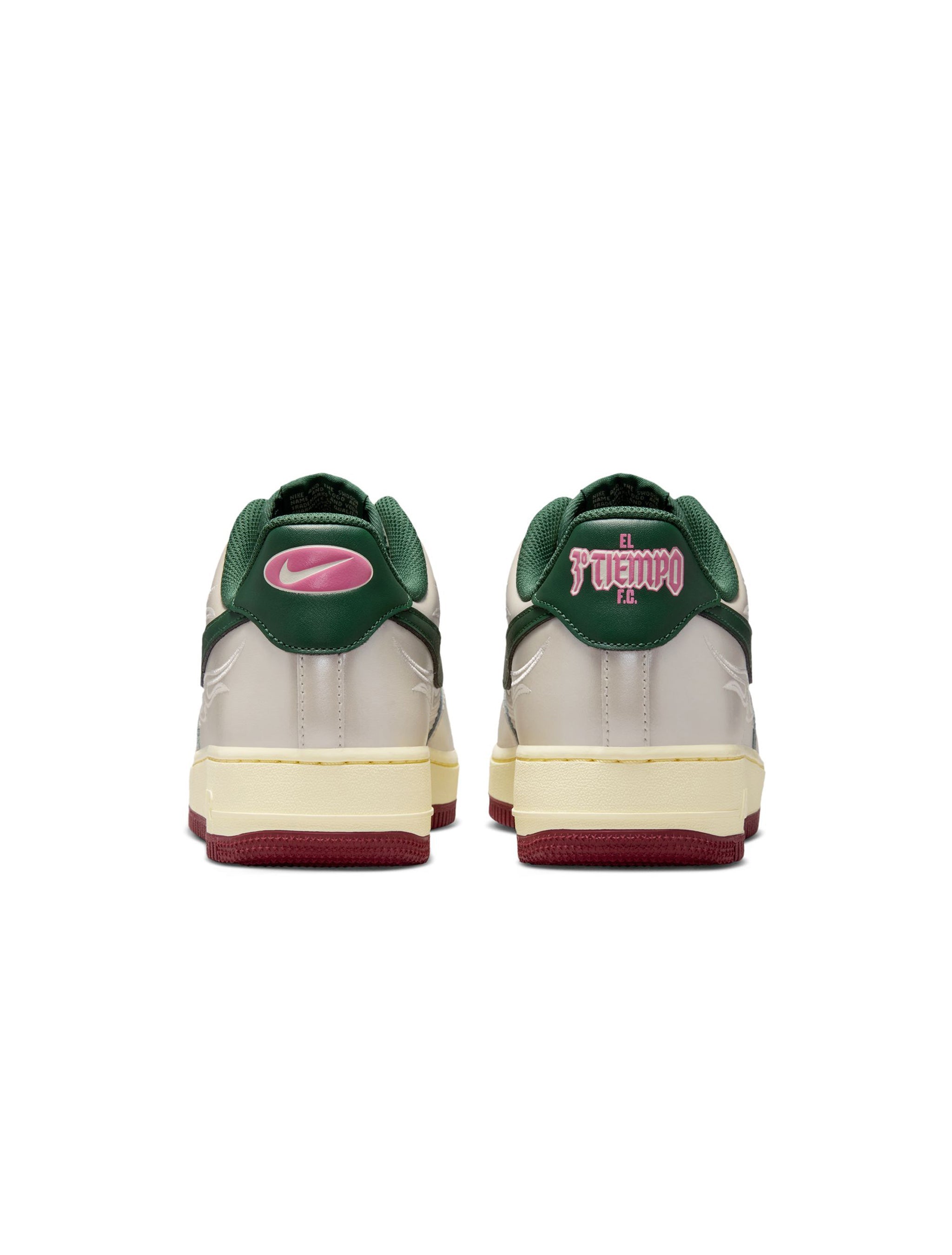 Nike Mens Air Force 1 &