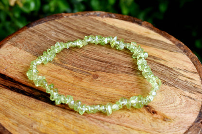 Natural Peridot Chip Bracelets,  Loose Crystal Gemstone Chip Bracelets ~ Healing Chip Bracelet  DestGlow