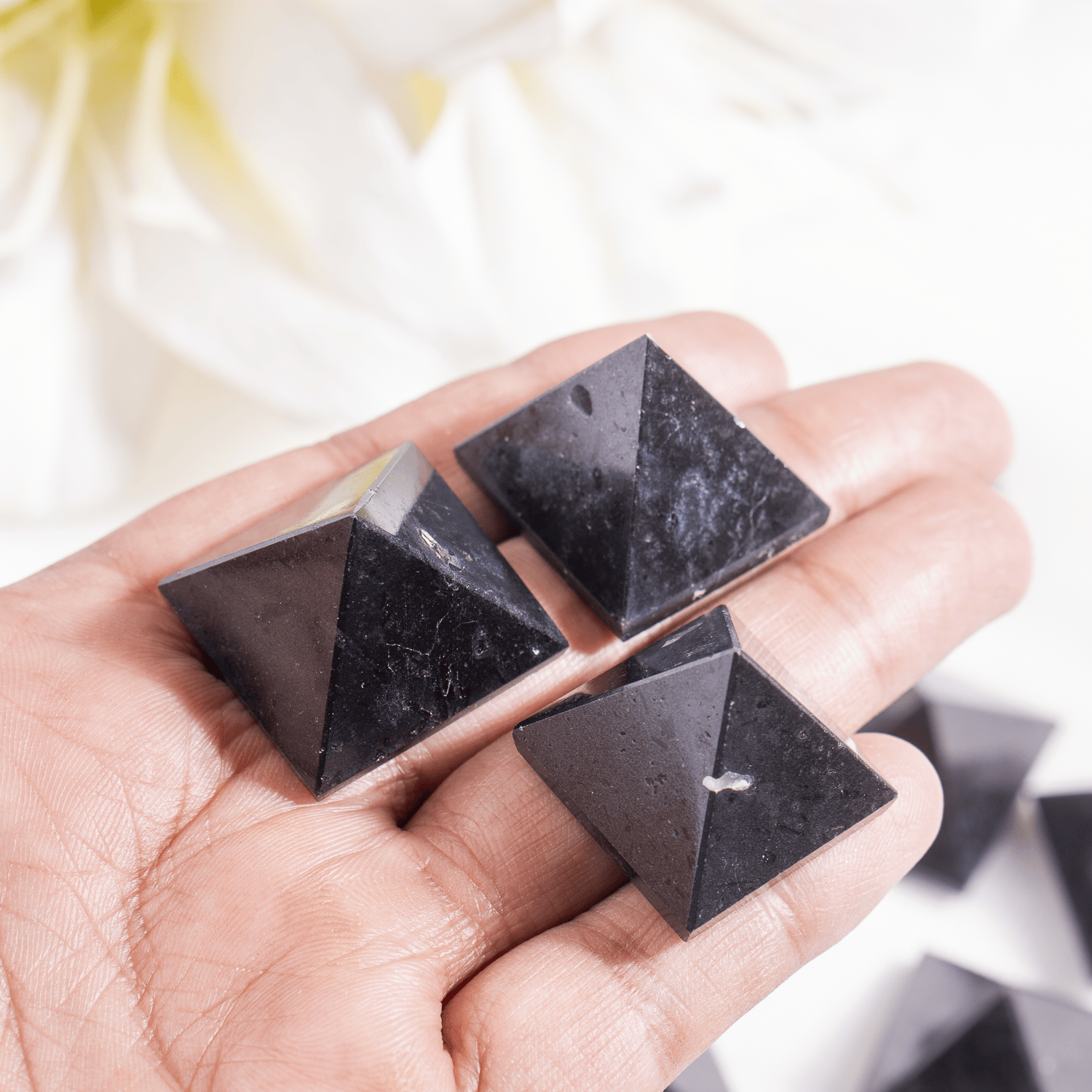 Black Tourmaline Pyramids (Promote Courage and Self-Confidence)  DestGlow