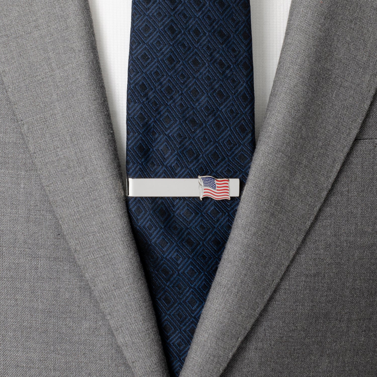 American Waving Flag Cufflinks and Tie Bar Gift Set by Cufflinks.com