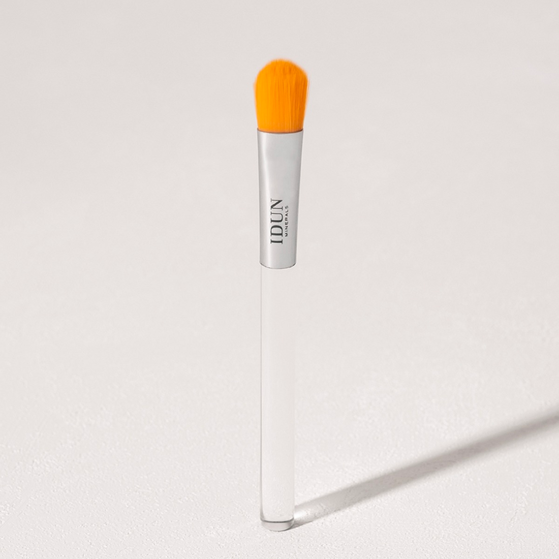 CONCEALER BRUSH - DestGlow
