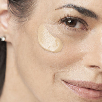 Tinted Moisturizer With SPF 40 Mineral Sunscreen by AbsoluteJOI® Skincare