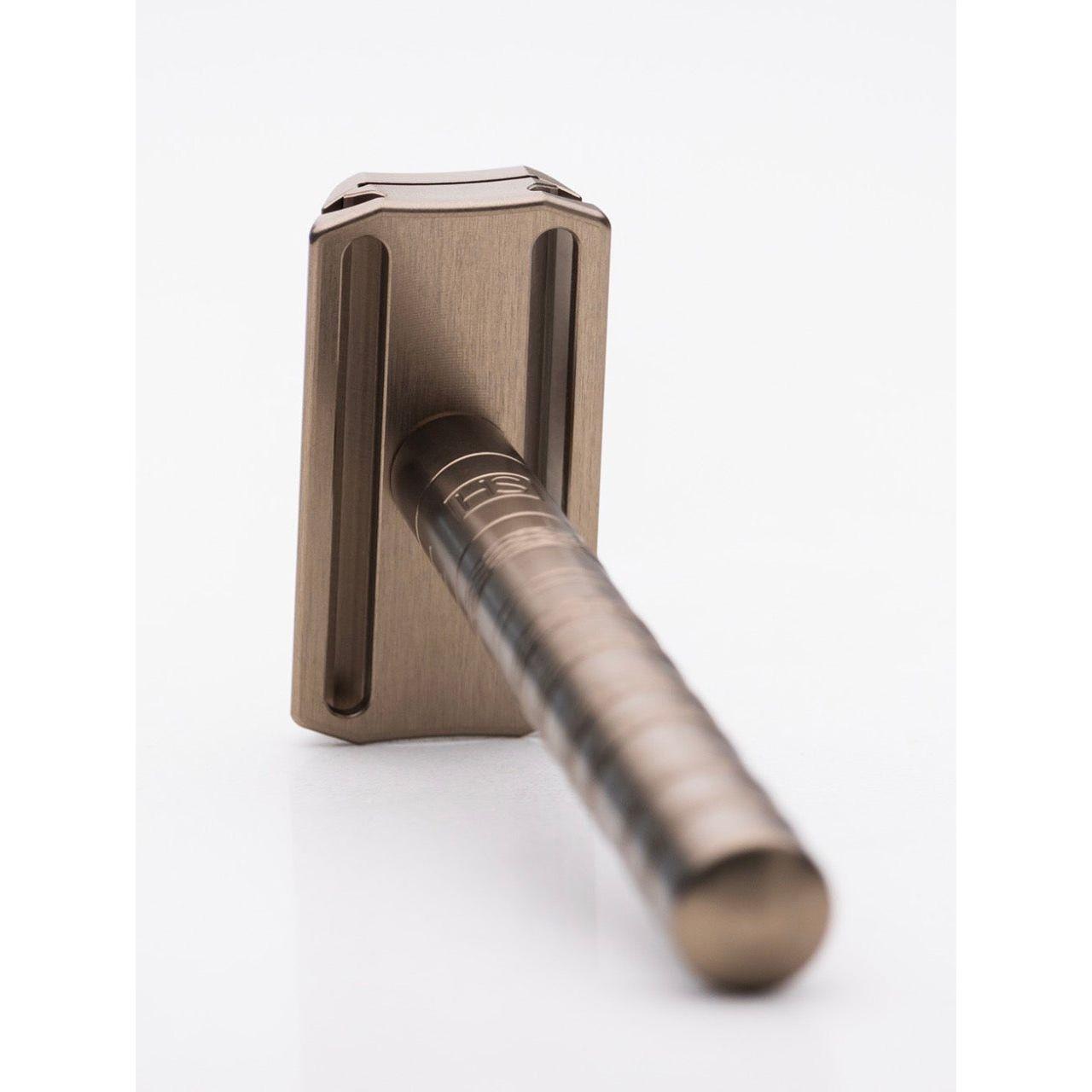 Henson Shaving [AL13-V2] Mild Safety Razor by Pasteur Pharmacy
