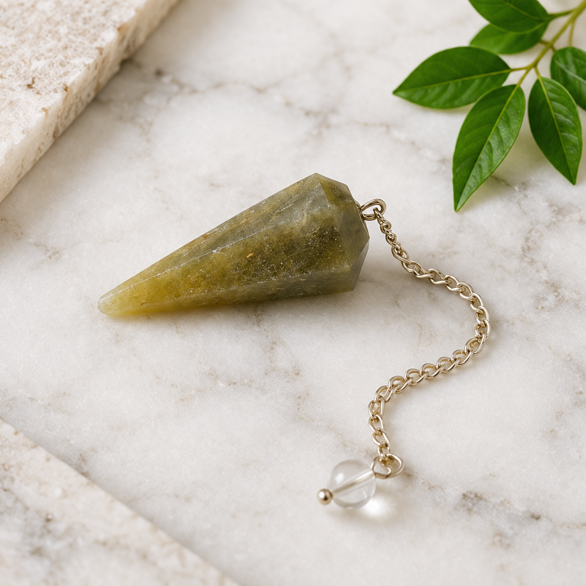 Green Aventurine Pendulum (Cleansing and Stress Relief)