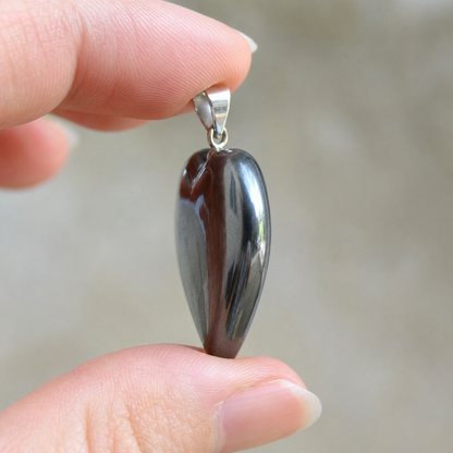 Genuine Hematite Crystal Heart Pendant, Genuine Heart Shaped Necklaces  DestGlow
