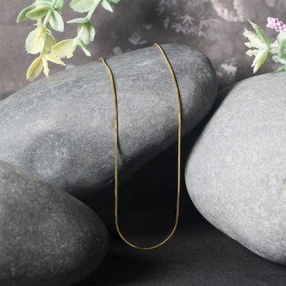 14k Yellow Gold Round Snake Chain 0.7mm by Bids.com