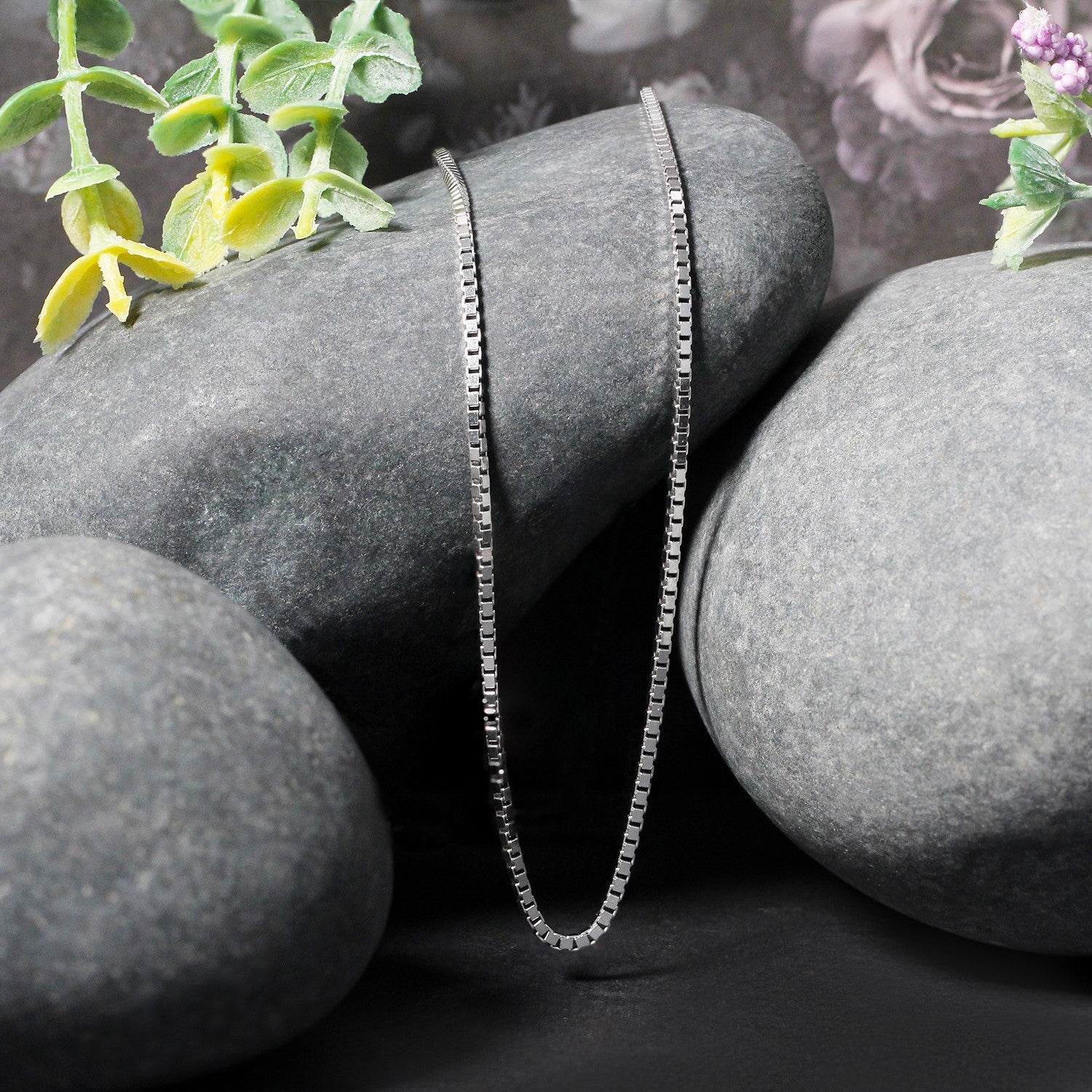 14k White Gold Classic Box Chain 1.4mm by Bids.com