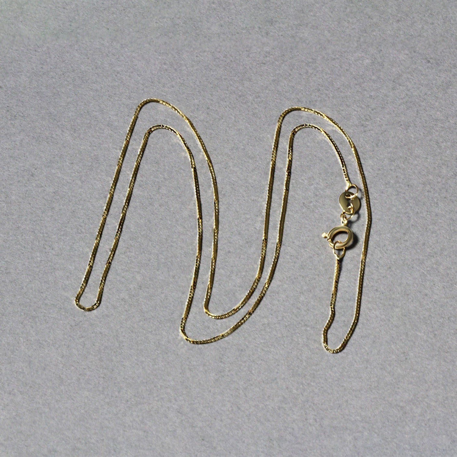 14k Yellow Gold Classic Box Chain 0.6mm - DestGlow