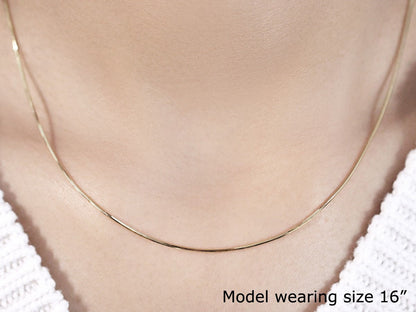 14k Yellow Gold Octagonal Shiny Snake Chain 0.8mm by Bids.com