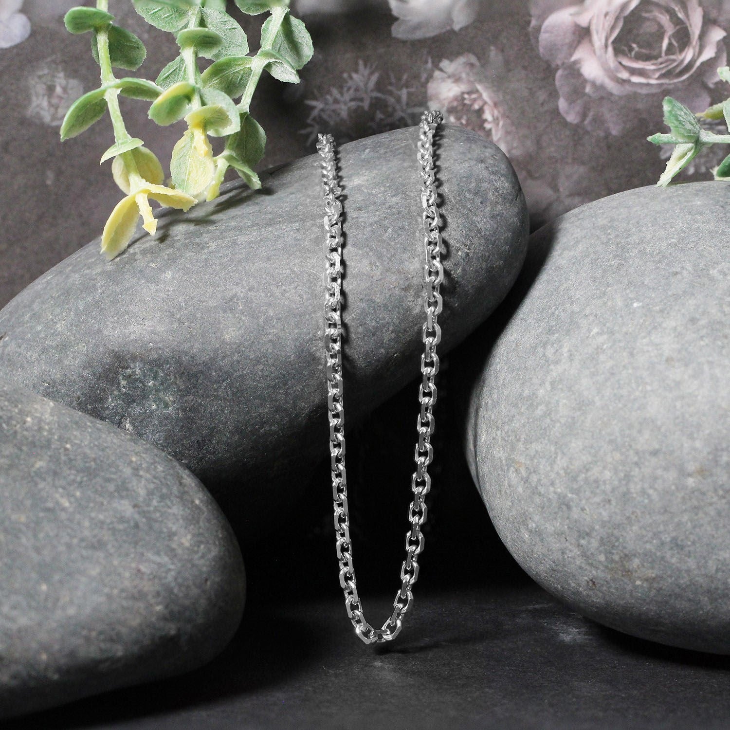 14k White Gold Diamond Cut Cable Link Chain (2.90 mm) by Bids.com
