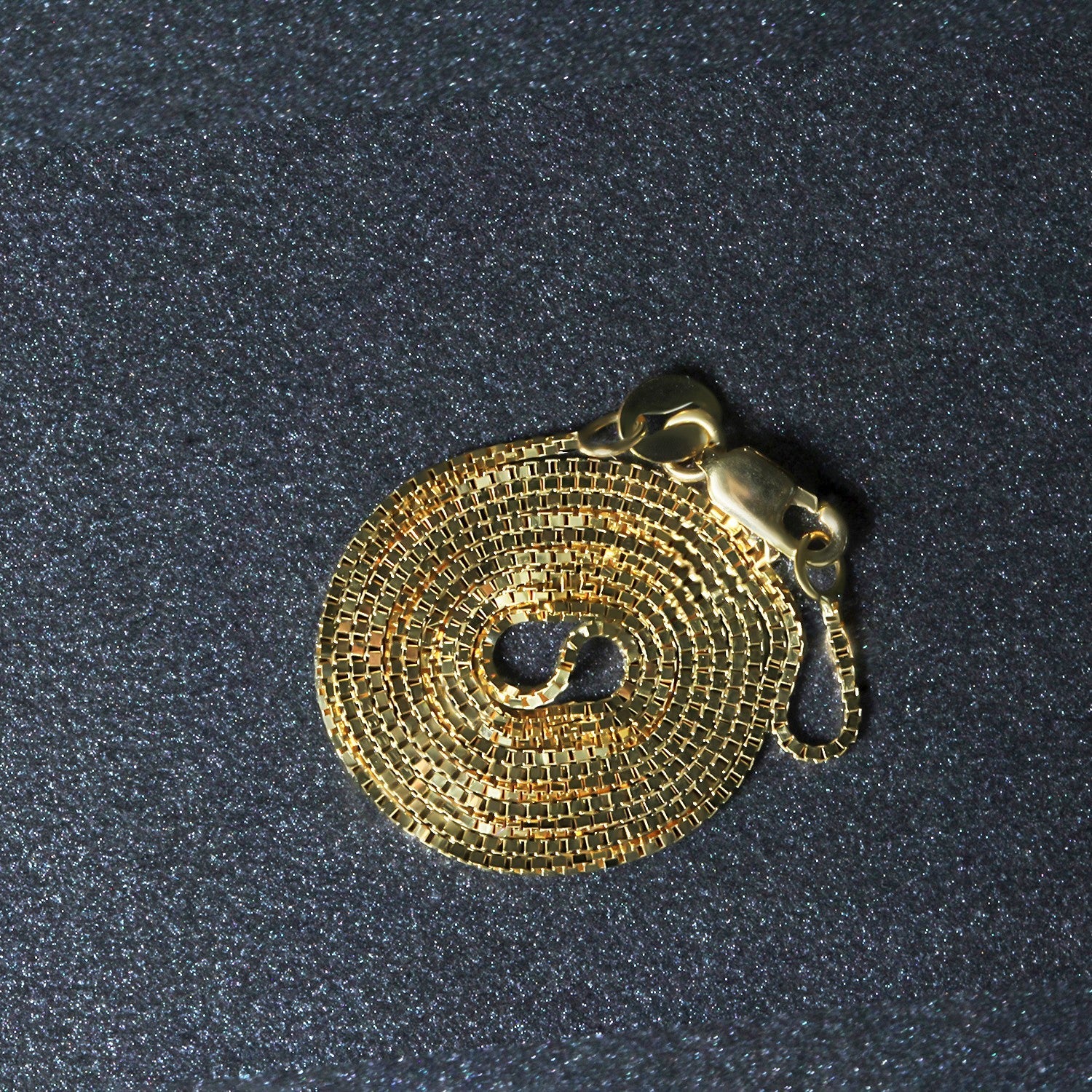 14k Yellow Gold Classic Box Chain (0.68 mm) - DestGlow