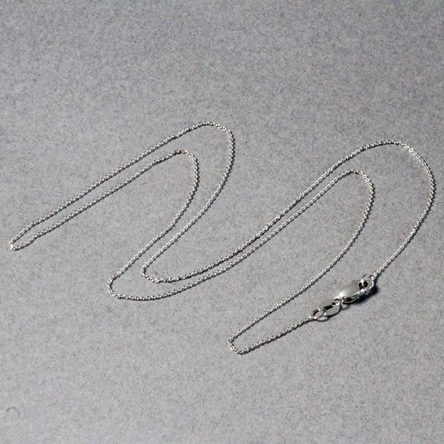 14k White Gold Cable Link Chain 0.5mm  DestGlow
