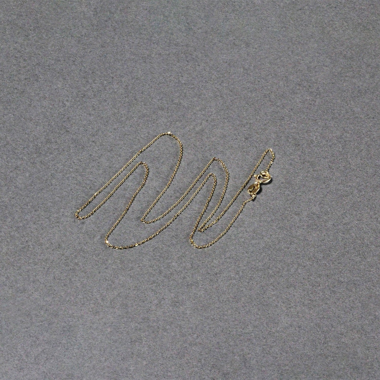 14k Yellow Gold Diamond Cut Cable Link Chain (0.68 mm) - DestGlow