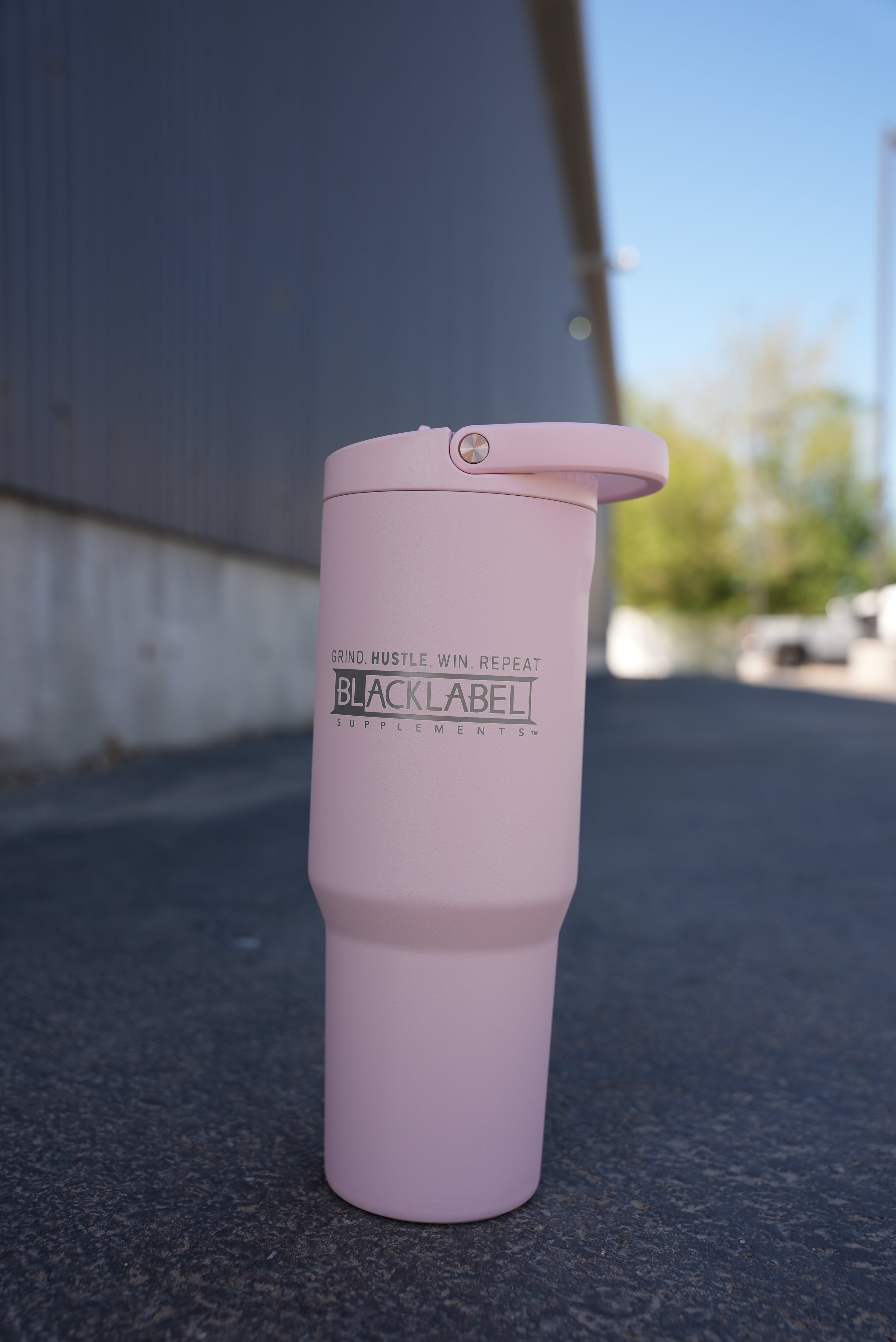 HYDROJUG 32 OZ. SPORT CUP by BLACKLABEL Supplements