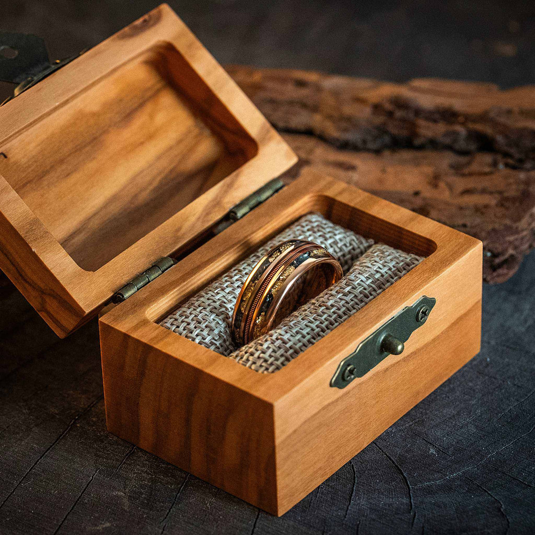 Meteorite Gold Leaf Guitar String Tungsten Carbide Ring - DestGlow