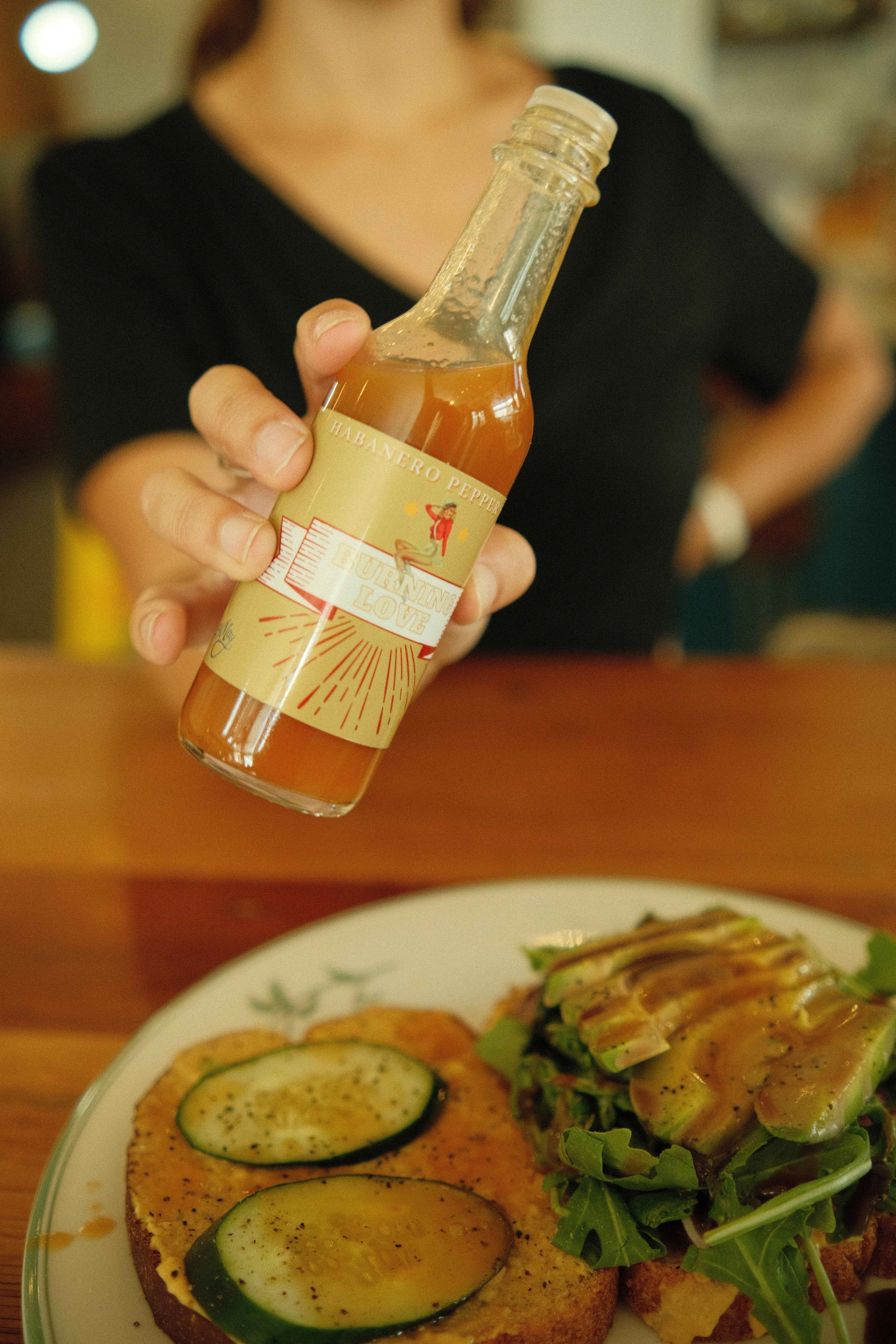 Lady May’s Habanero Hot Sauce – Farm Picked Habanero Blend – Small Batch, Bold &amp; Spicy – Restaurant Recipe – 6oz Glass Bottle