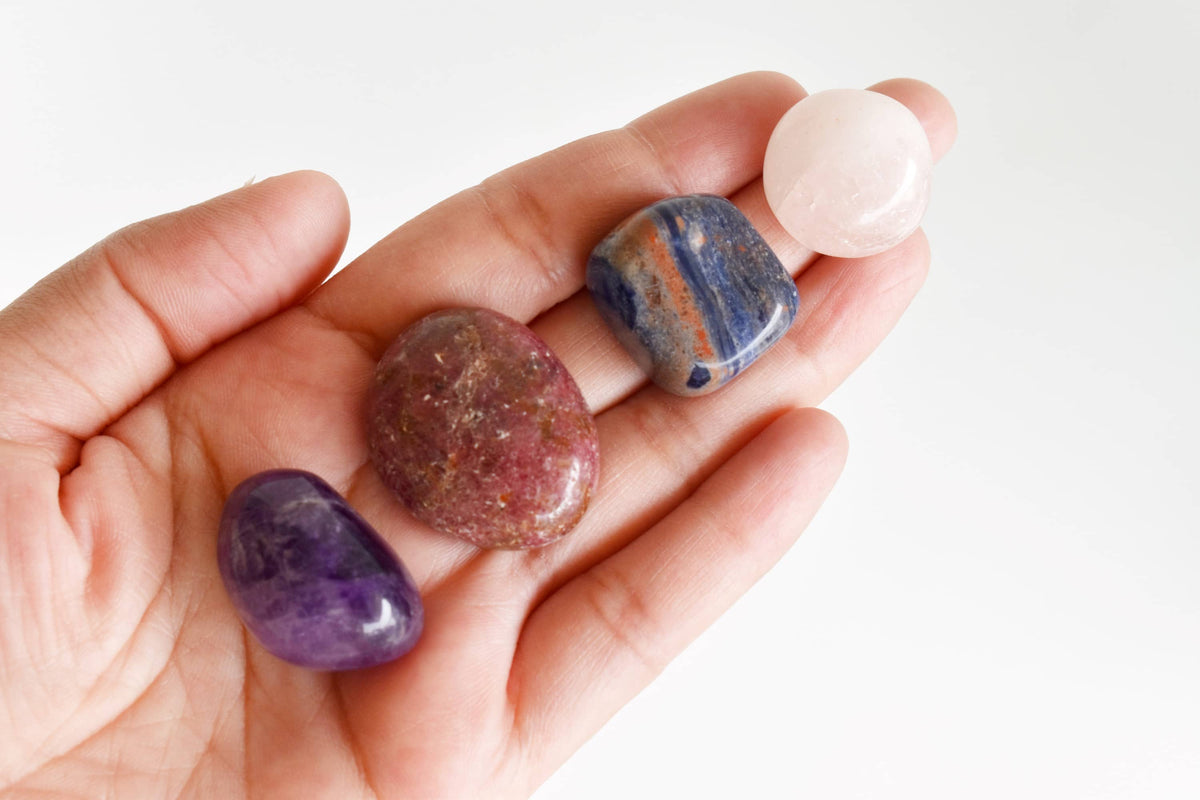 Attracting LOVE Crystal Kit, Gemstone Tumble Kit, Love Crystal Gift Set  DestGlow