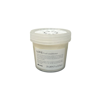 Davines LOVE CURL + MI Gift Set: Curl Shampoo &amp; Conditioner 8.5 Oz + This is A CURL Building Serum 8.45 Oz by Nava Beauty