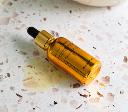 Brightening Vitamin C Glow Serum for Sensitive &amp; Dry Skin – Vegan, Gluten-Free, Anti-Aging, Fragrance-Free by EpiLynx