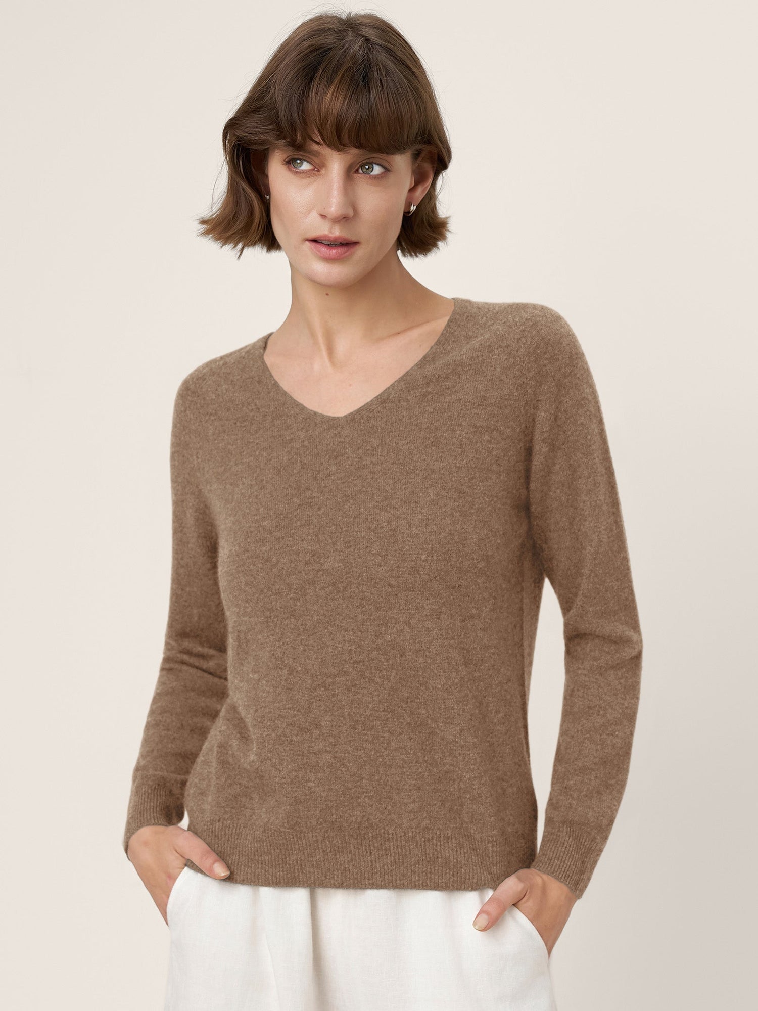 Premium Cashmere Blend Hand-Finished Seamless V-Neck Sweater SURI by LINTICO