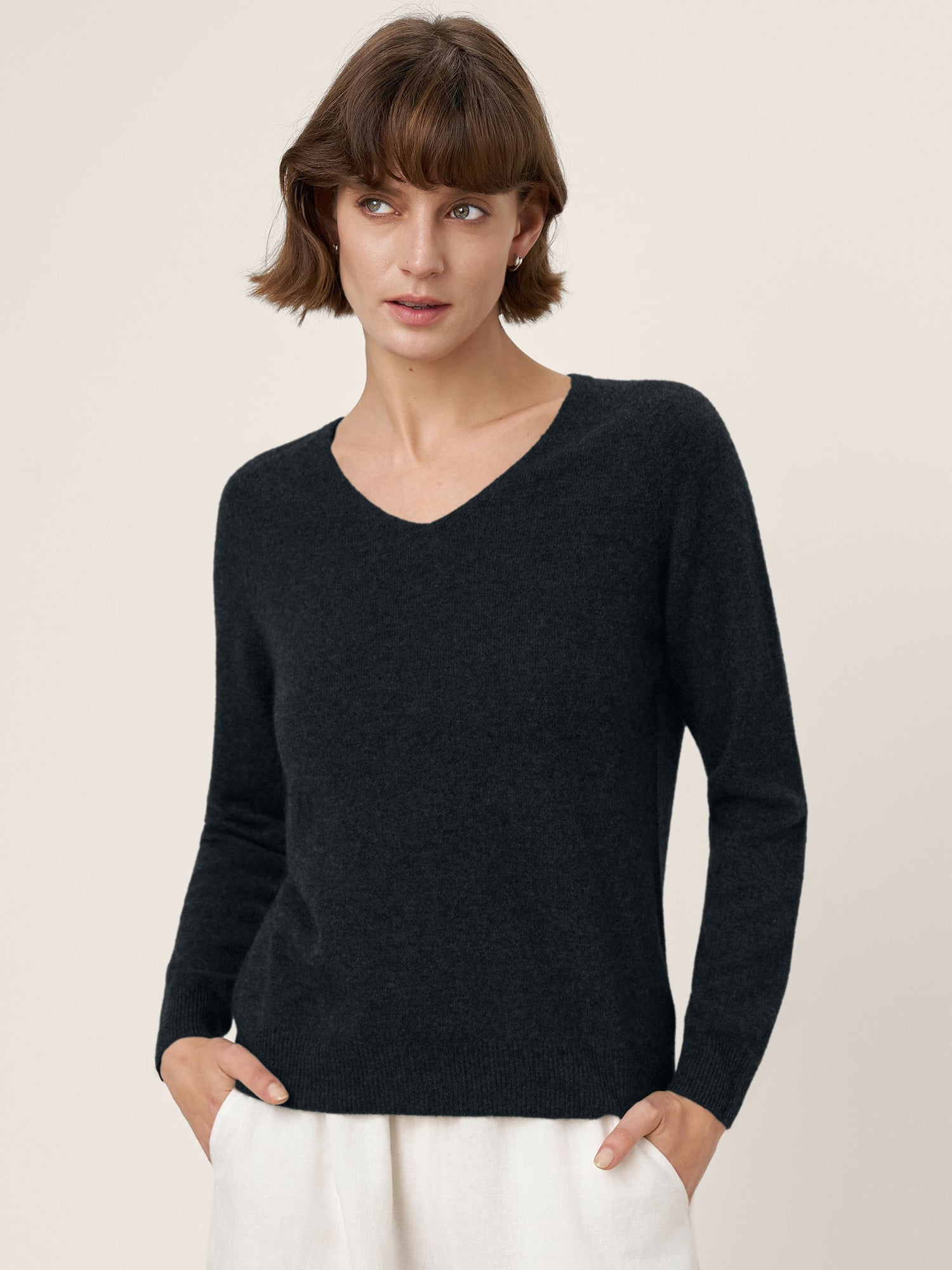 Premium Cashmere Blend Hand-Finished Seamless V-Neck Sweater SURI by LINTICO