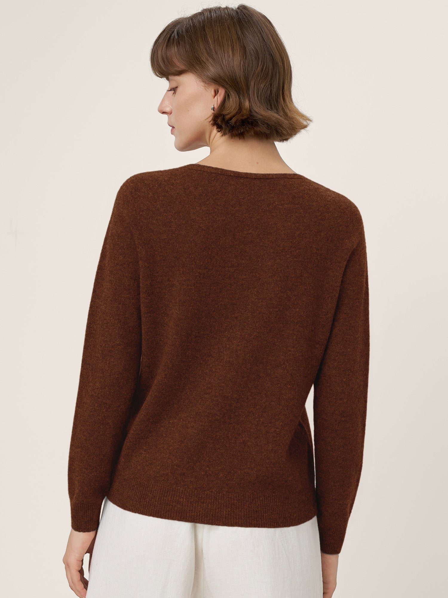 Premium Cashmere Blend Hand-Finished Seamless V-Neck Sweater SURI by LINTICO