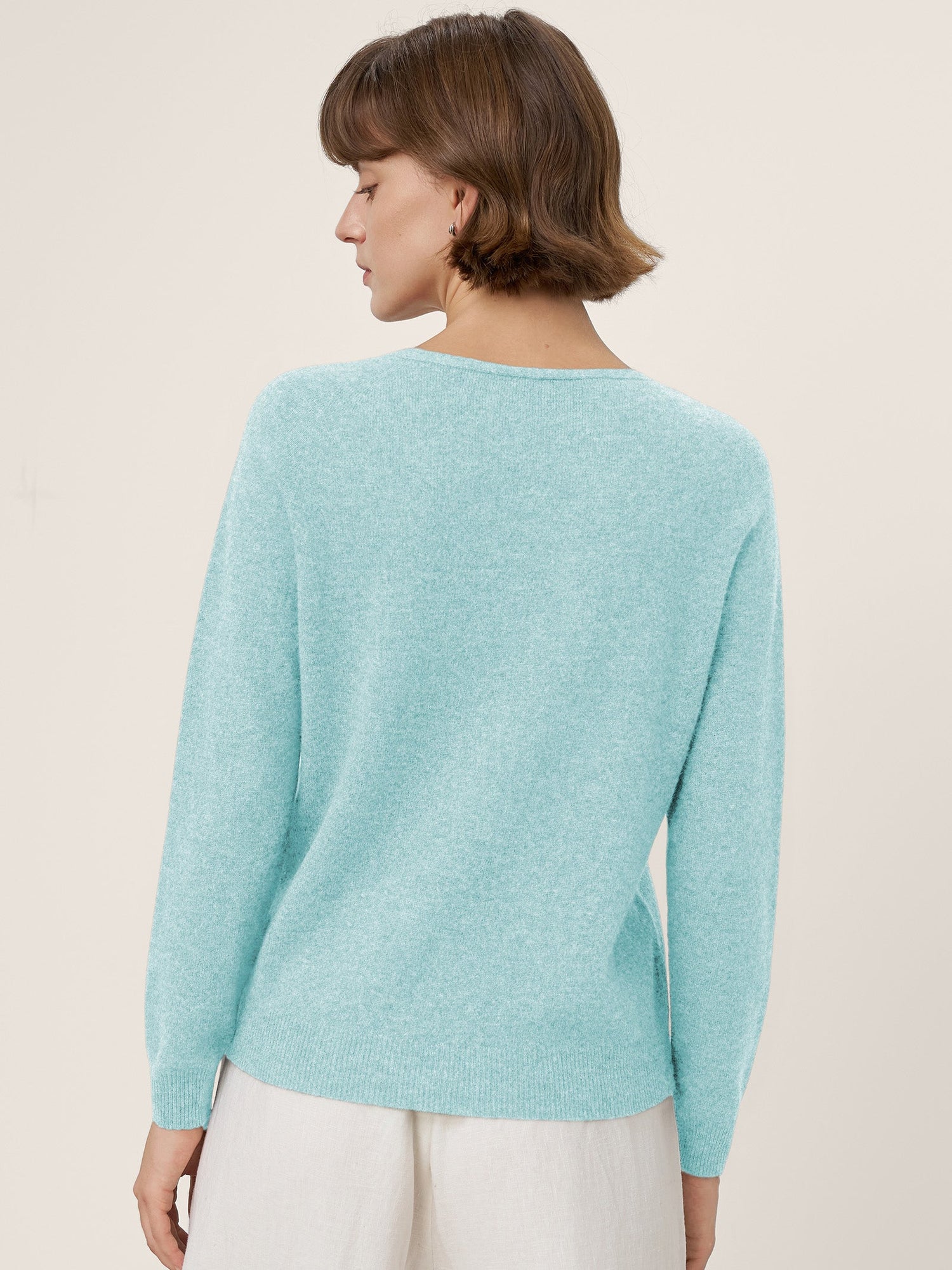 Premium Cashmere Blend Hand-Finished Seamless V-Neck Sweater SURI by LINTICO