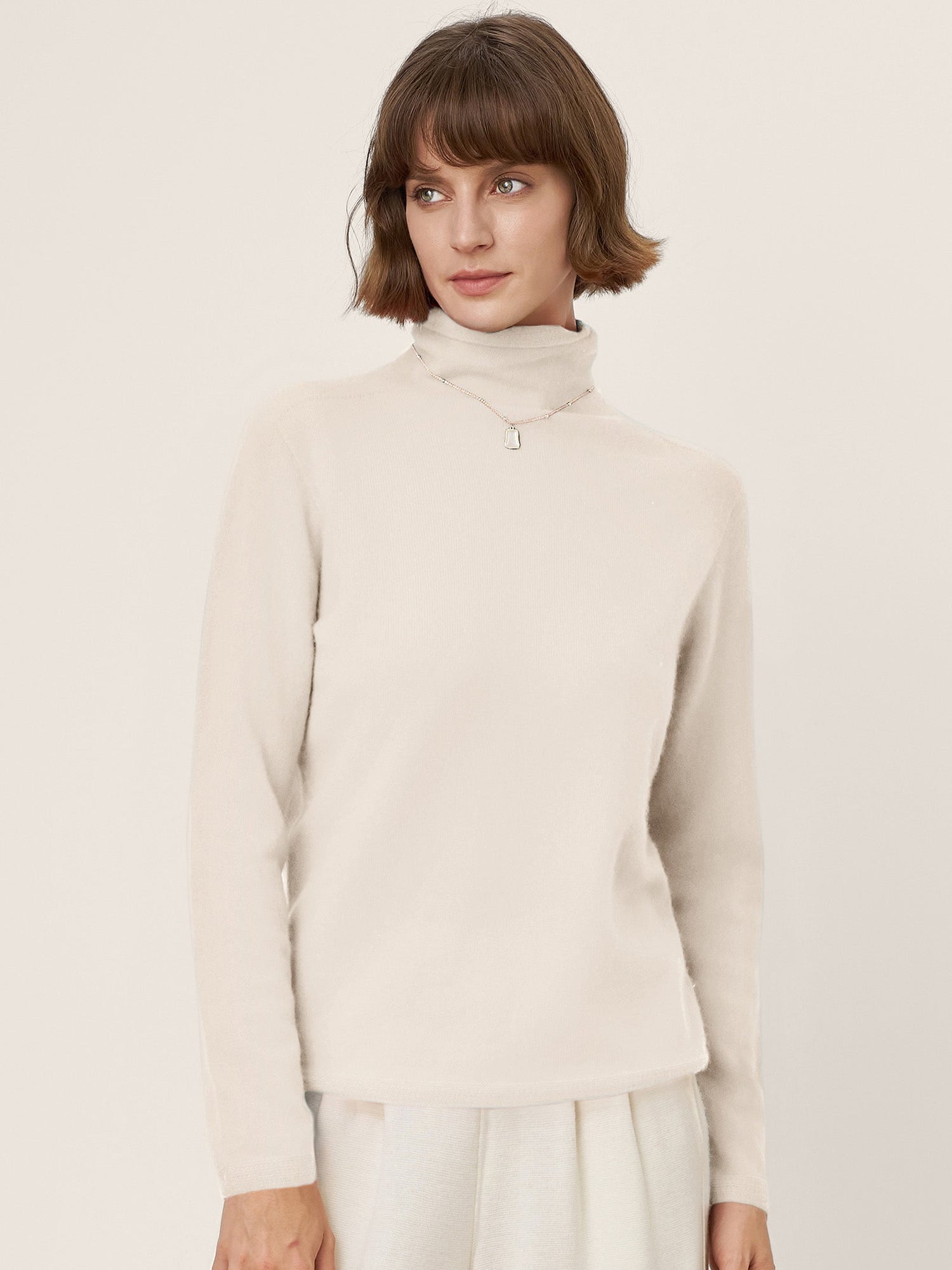 Premium Cashmere Blend Hand-Finished Seamless Turtleneck Knit Top TOVE by LINTICO