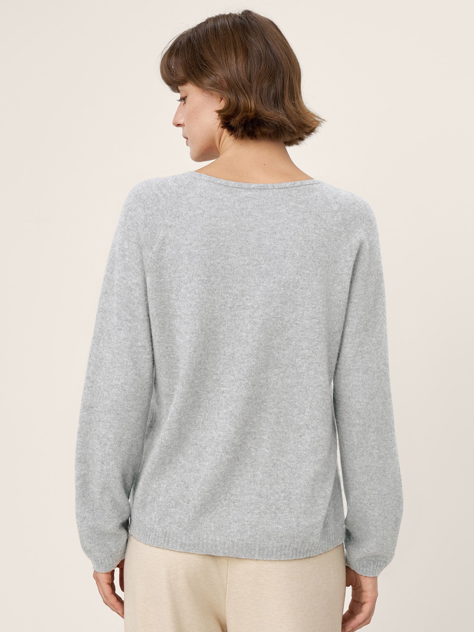 Mongolian Cashmere &amp; Mulberry Silk Seamless Ribbed Trim V-Neck Sweater TESSA by LINTICO