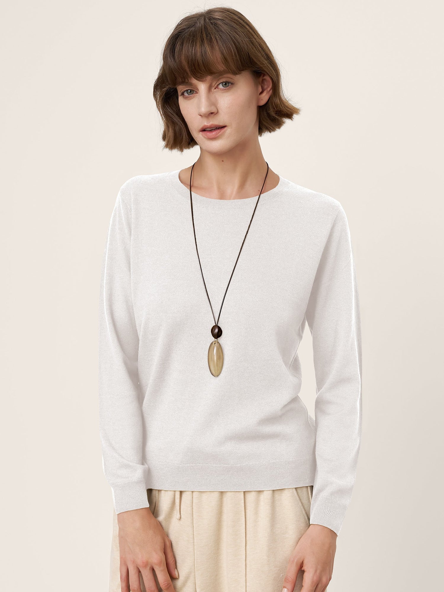 100% Extra-Fine Merino Wool Essential Crew Neck Knit Sweater BRIDGET by LINTICO