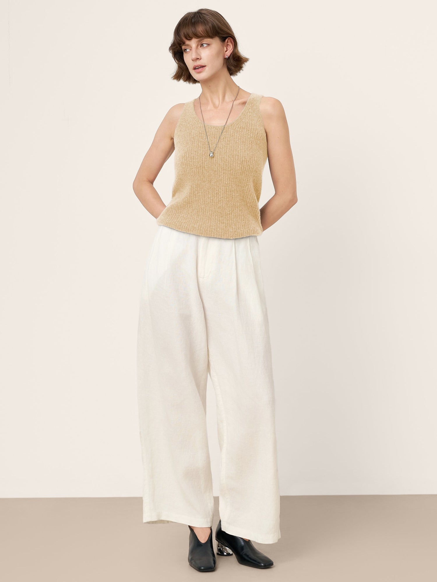 100% Mongolian Cashmere Versatile Crew Neck Tank Top VIVIANA by LINTICO