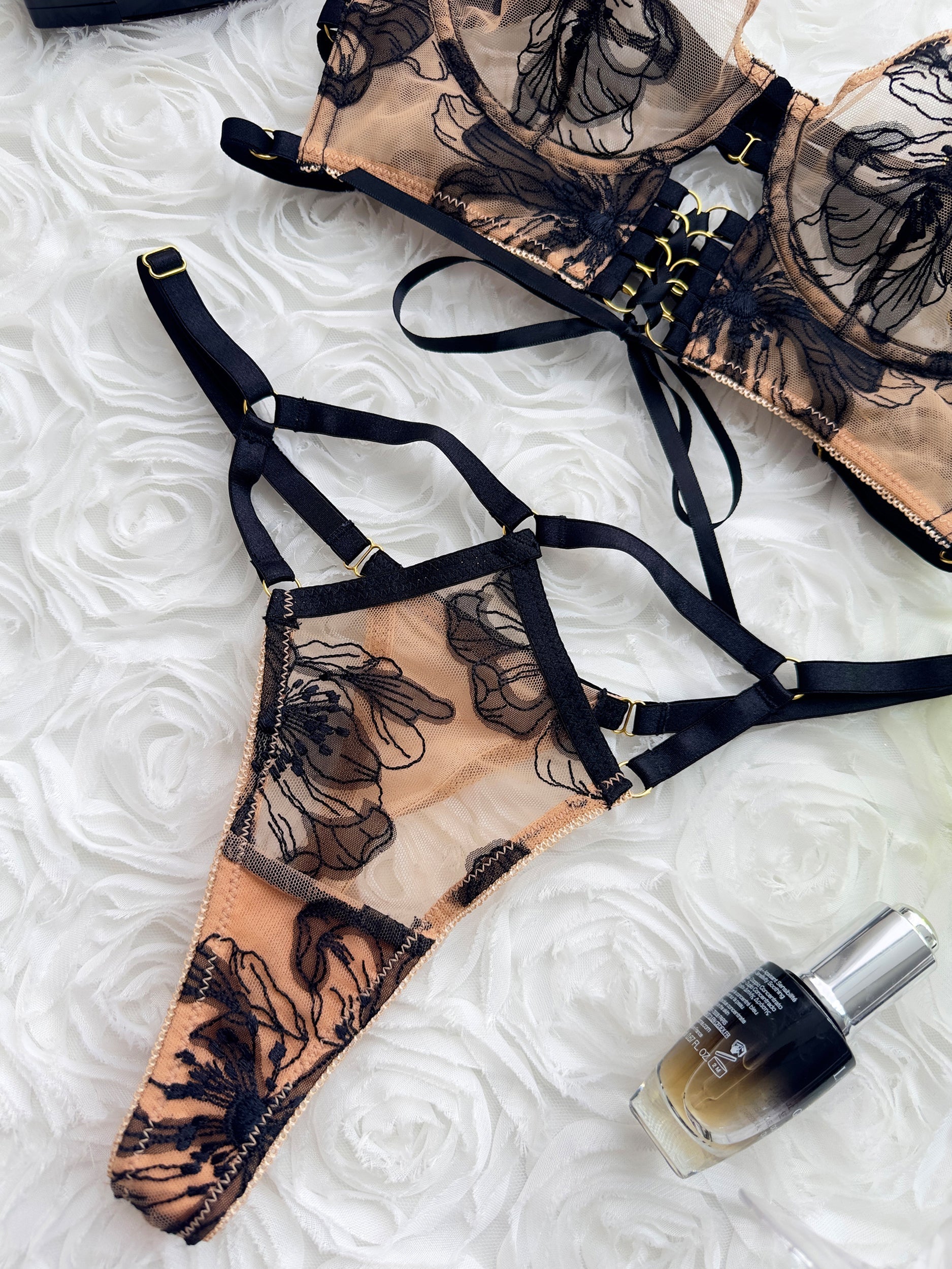 Diana Black Sculpting Body Lingerie Set 