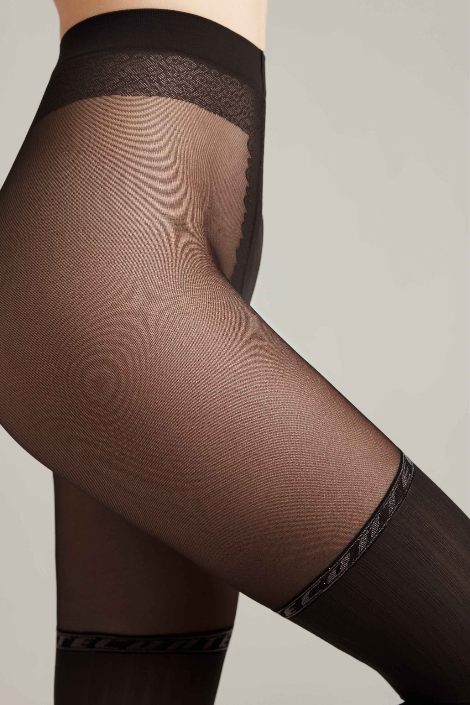 Fantasy Tights Conte Glam - Stockings with Vertical Stripes