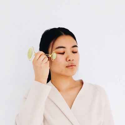 Mei Apothecary Jade Facial Roller Beauty Tool 1ct - New