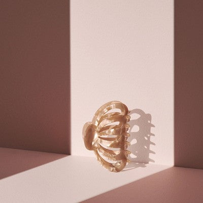 The Hair Edit Jellyfish Clip Latte - New by This is Beauty US