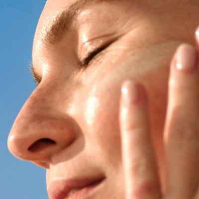 Hawaiian Tropic Silk Hydration Weightless Face Sunscreen SPF 30 1.7oz - New