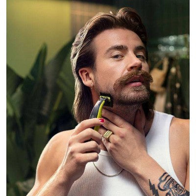 Philips Norelco OneBlade 360 Face Rechargeable Men&
