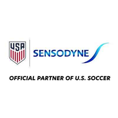 Sensodyne Sensitivity Gum and Enamel Mint Toothpaste 2.3oz/3pk - Imperfect Box