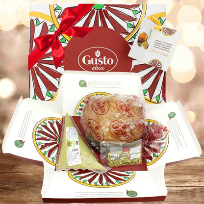 Gusto Etna, Italian Panettone with Pistachio Cream and pistachio chopped