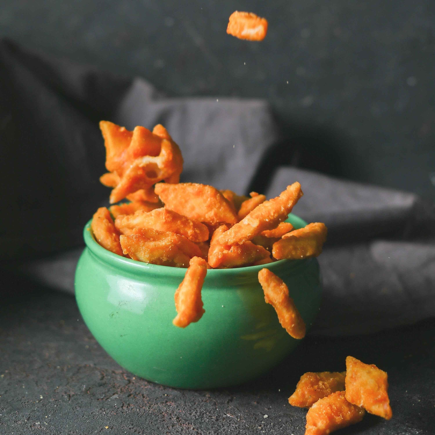 Almond House Gur Para