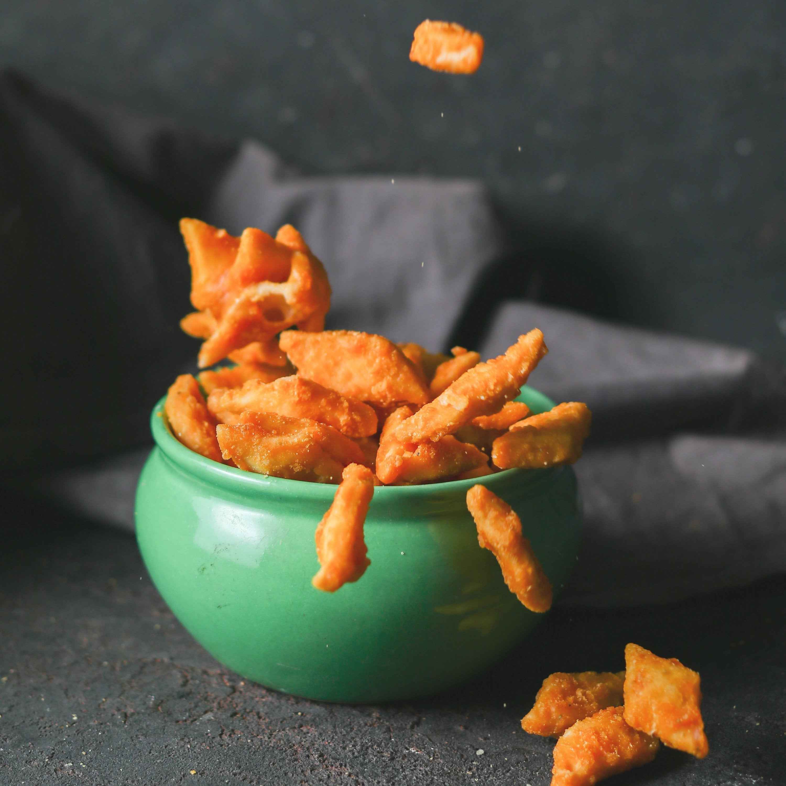 Almond House Gur Para